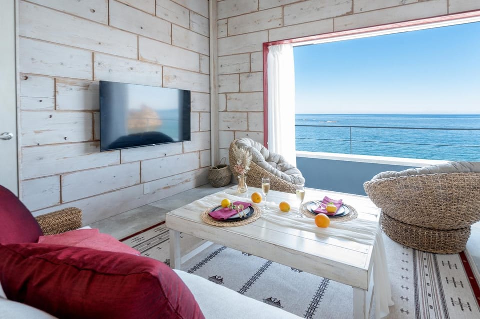 Living room, Sea view