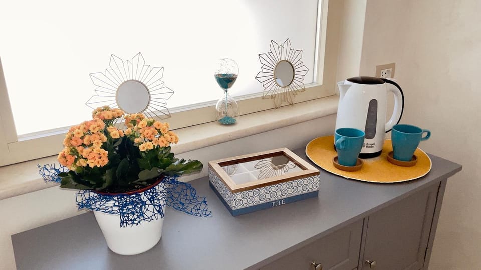 Coffee/tea facilities