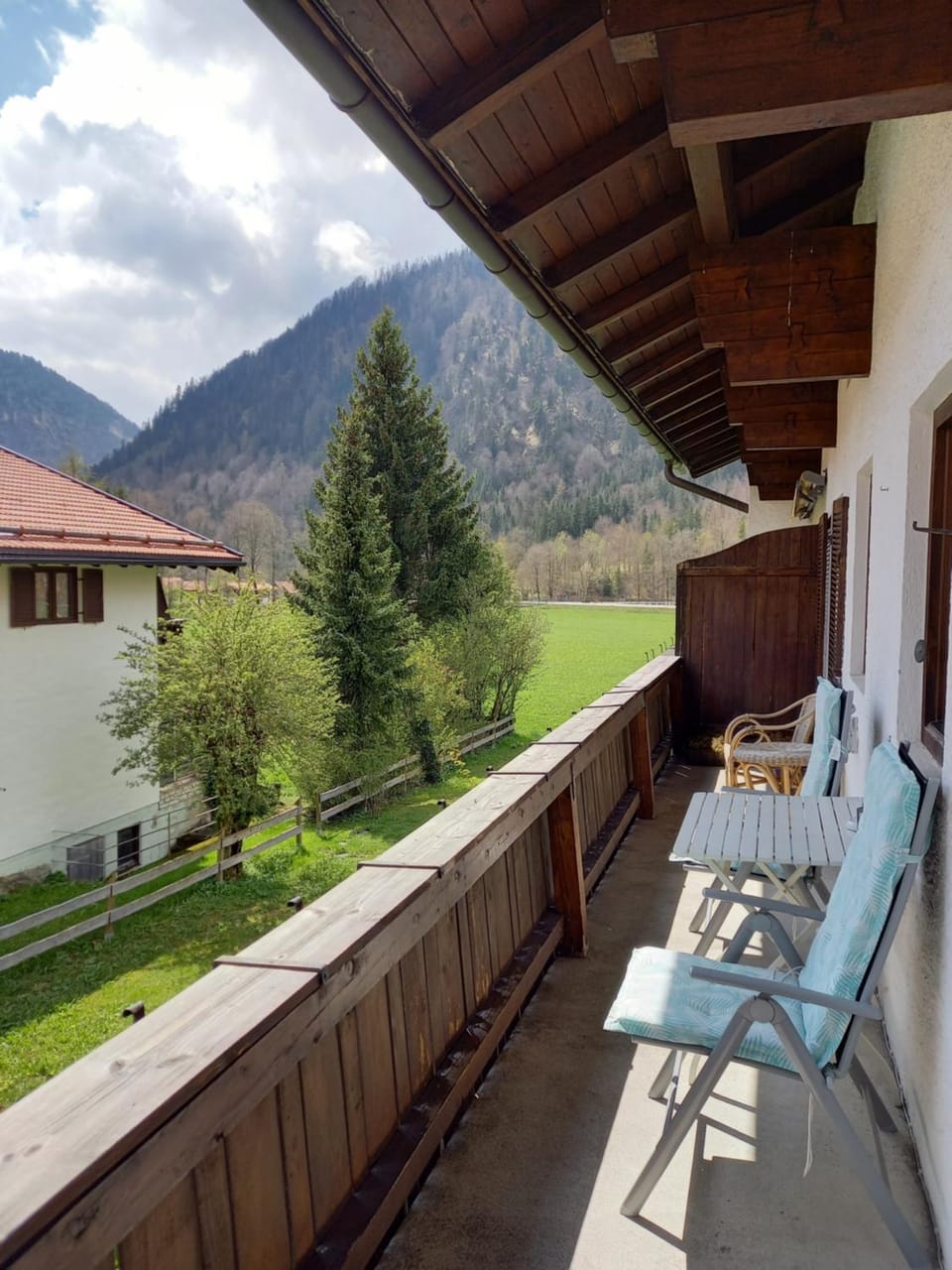 Balcony/Terrace, Garden view, Mountain view