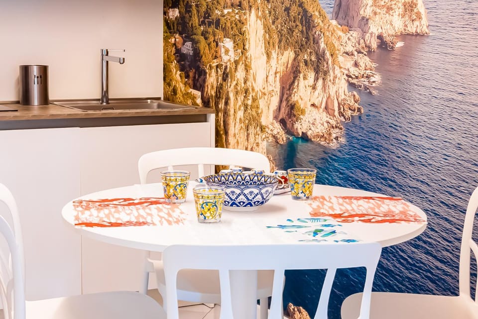 Communal lounge/ TV room, Facade/entrance, Kitchen or kitchenette, kitchen