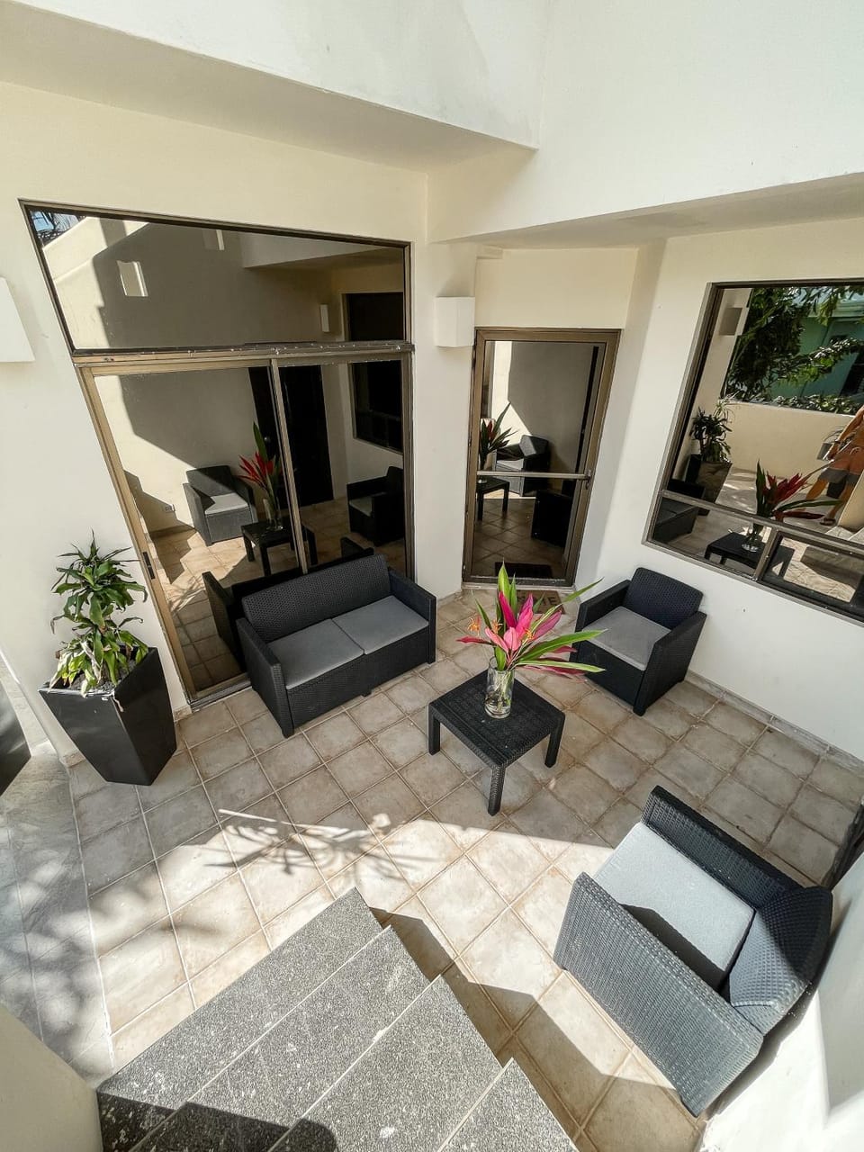 Patio, View (from property/room), Balcony/Terrace, Seating area, Beach