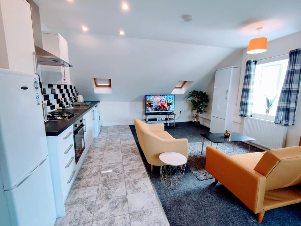 TV and multimedia, Kitchen or kitchenette, Living room, Seating area, Evening entertainment, minibar, pet friendly, stove
