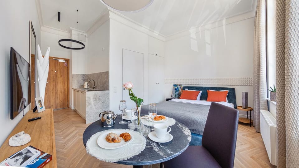 Grey Apartments - Waterlane Vintage Apartment in Gdansk
