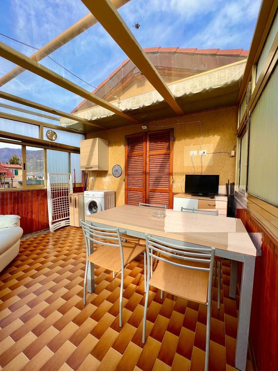 Property building, View (from property/room), Balcony/Terrace, Balcony/Terrace, Seating area, Dining area, Evening entertainment