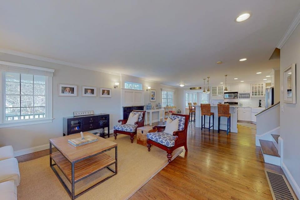 Cotuit Mannor House in Mashpee