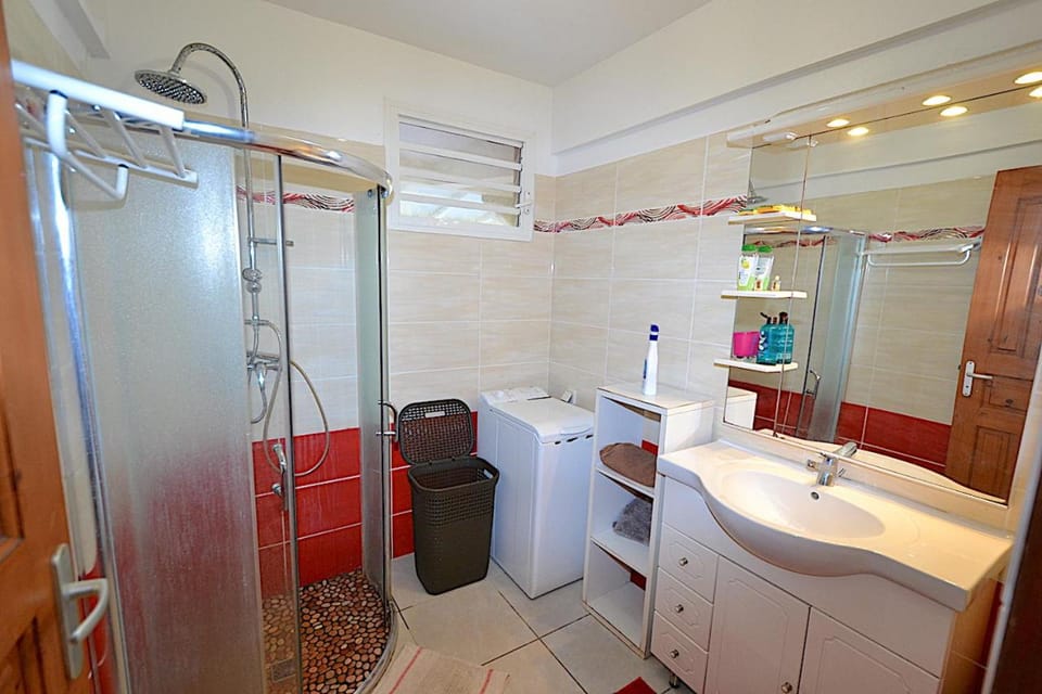Aux petits flots House in Le Gosier