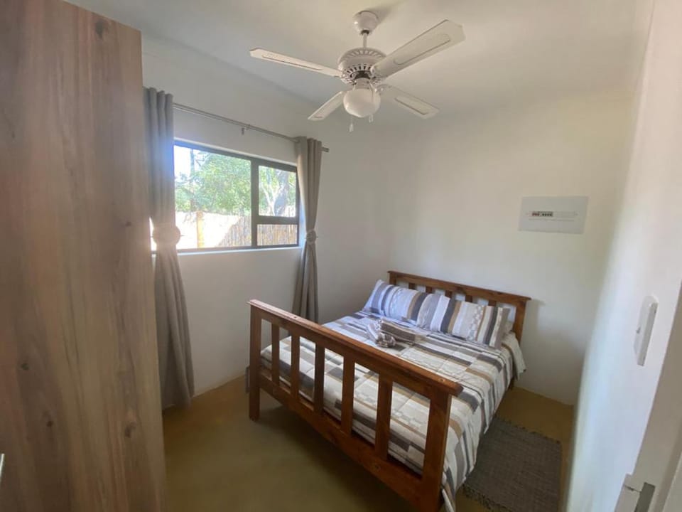 Vlakkieskraal Farmstay - BushBaby House Campground/ 
RV Resort in South Africa