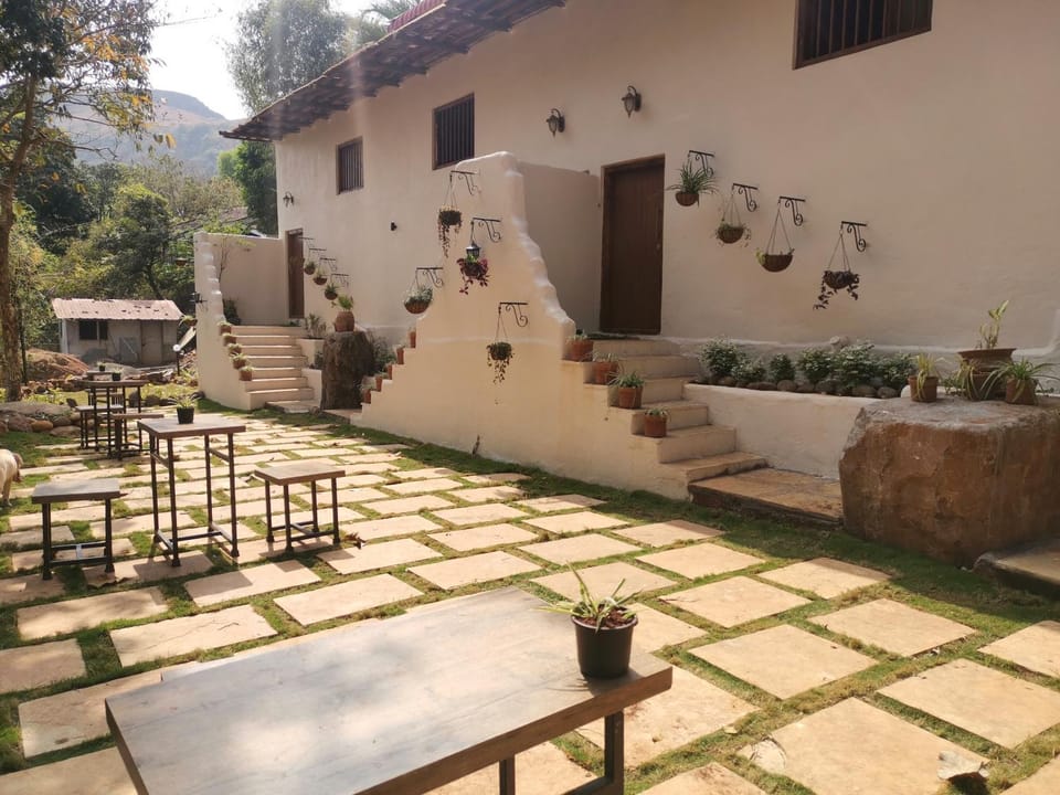 Property building, View (from property/room), Inner courtyard view