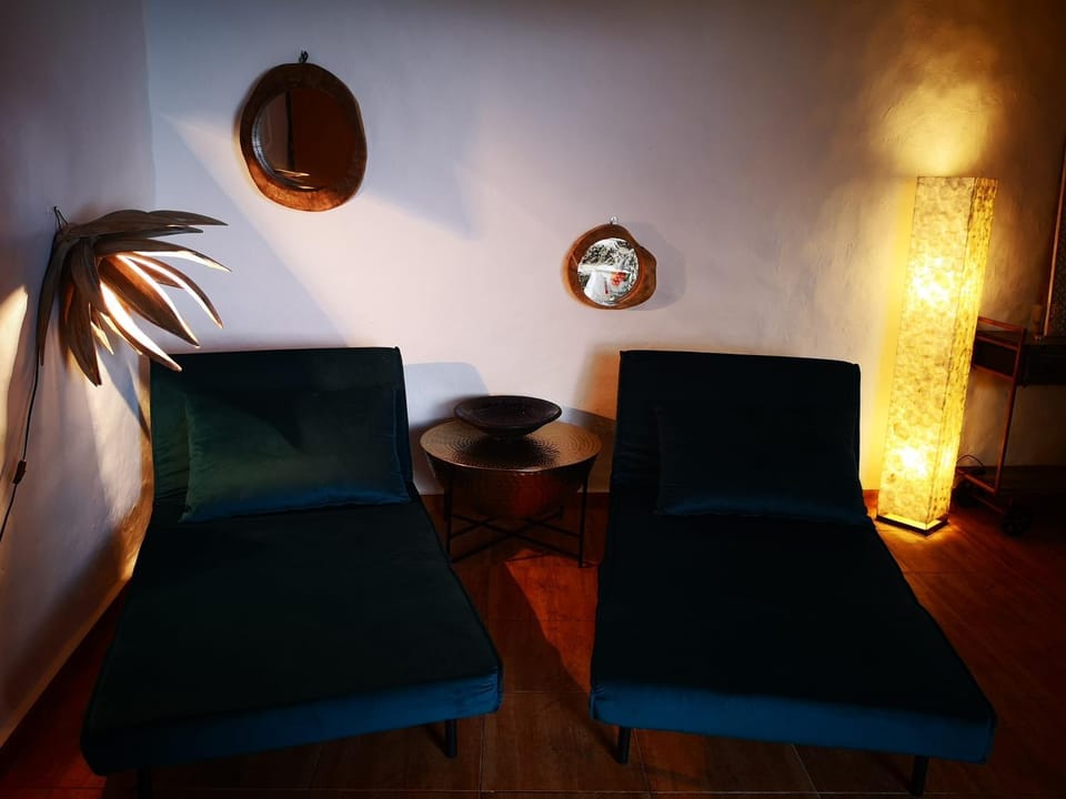 Seating area