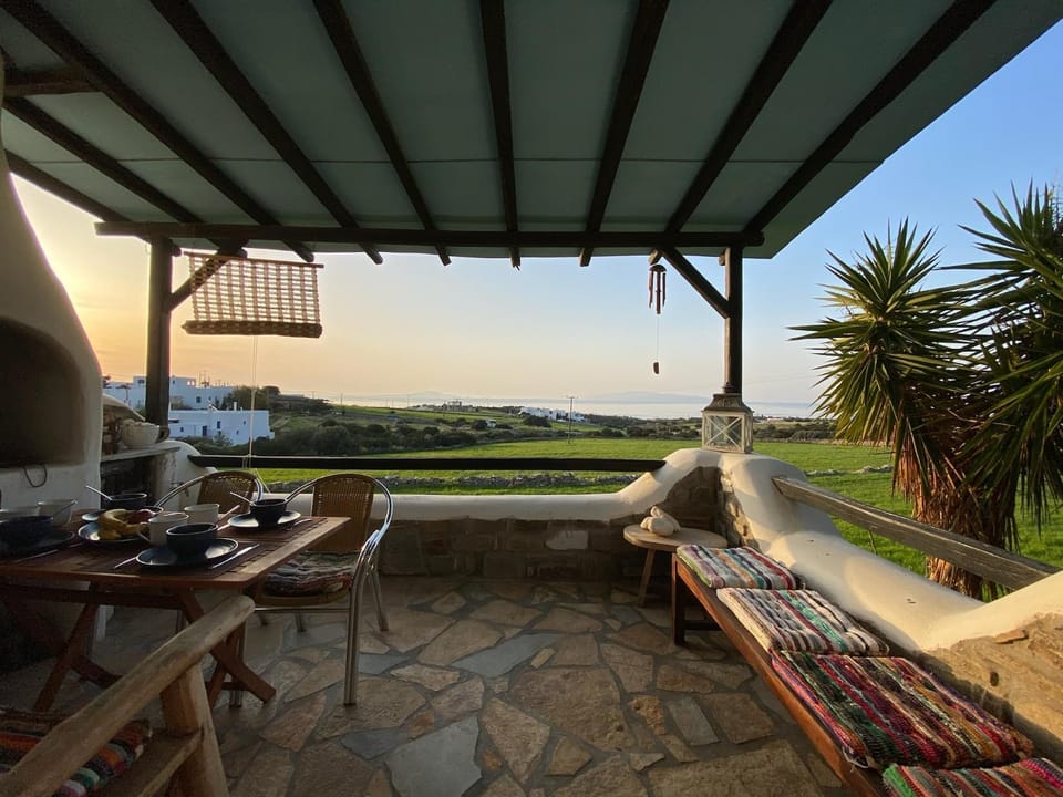 View (from property/room), Balcony/Terrace, Seating area, Dining area, Sea view