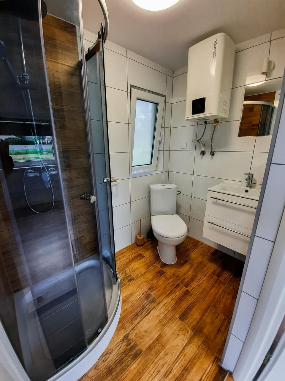 Shower, Toilet, Bathroom