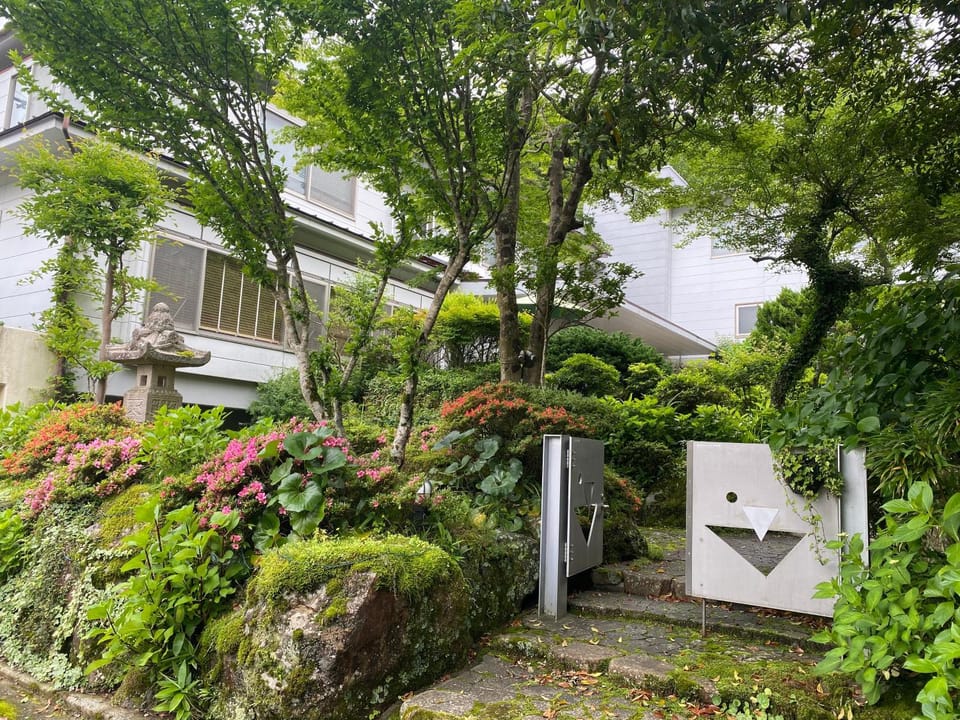 宮城野ハウス＆離れ Hotel in Hakone