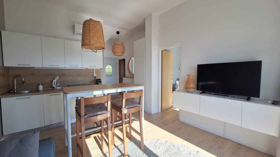 Ferienwohnung mit 180° Meerblick (nähe Opatija) Apartment in Primorje-Gorski Kotar County