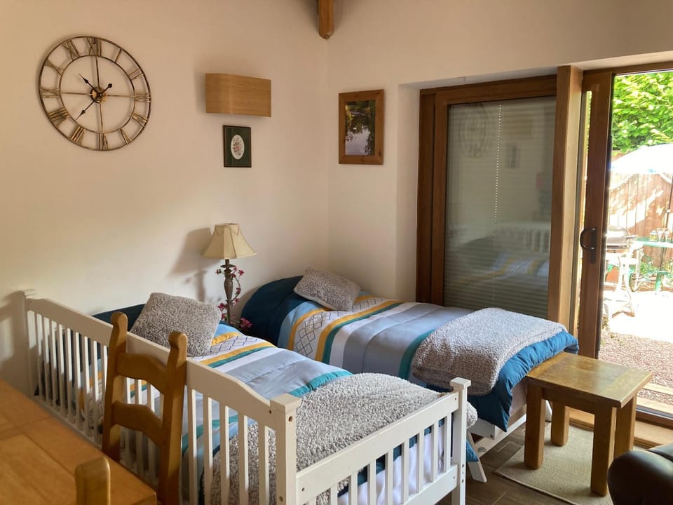 Cozy Gnome Cottage Annex near Sidmouth House in East Devon District