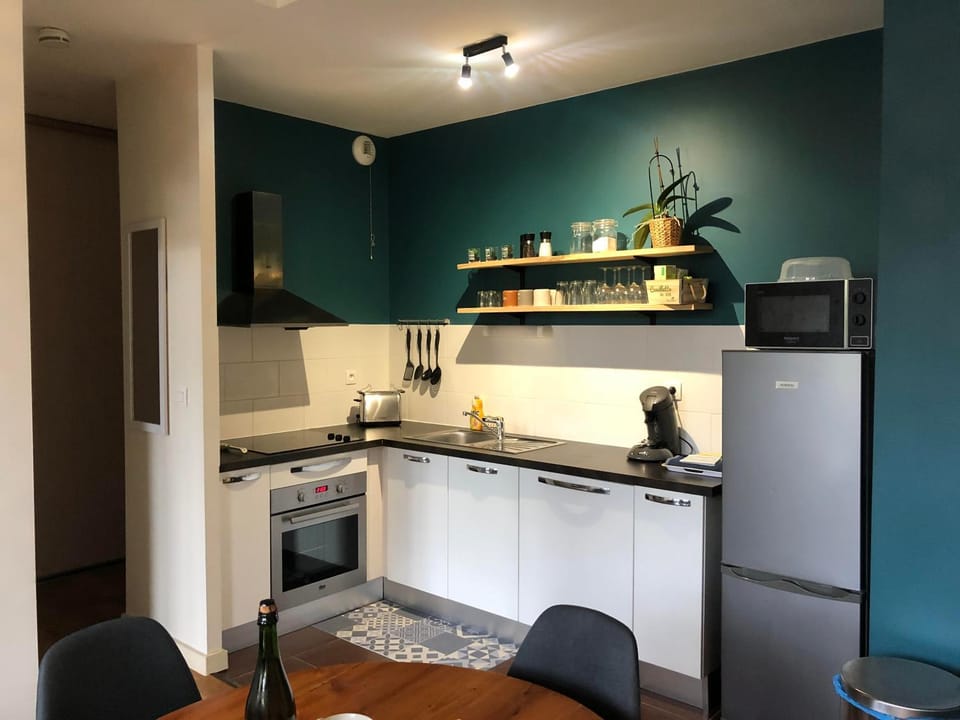 L'Aparthé Dinan - Vue sur la place du marché Apartment in Brittany