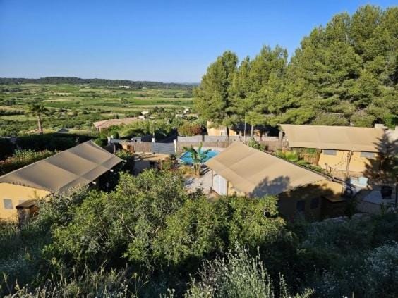 DOMAINE DU CHENE Luxury tent in Occitanie