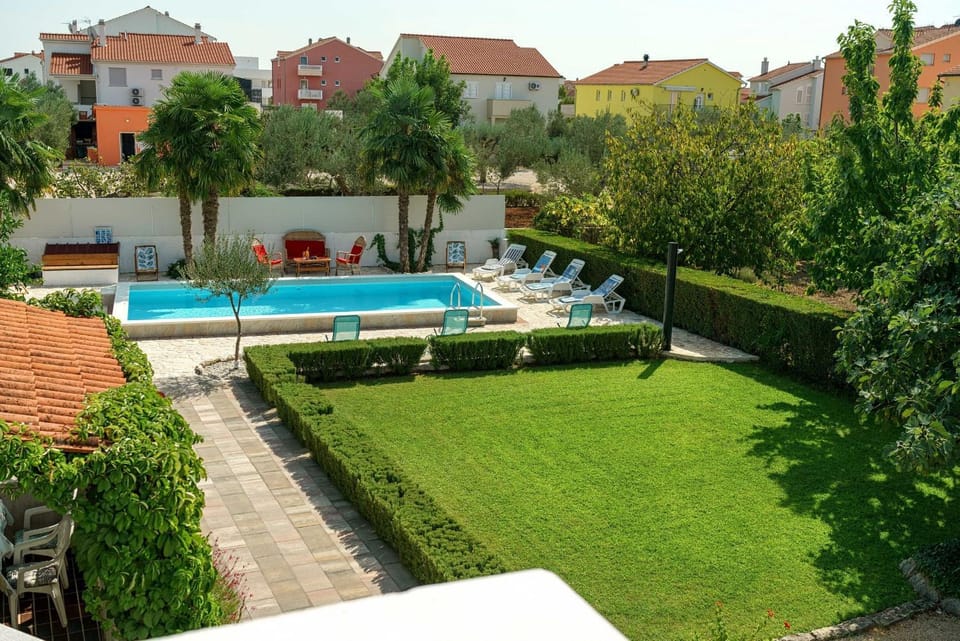 Balcony/Terrace, Pool view