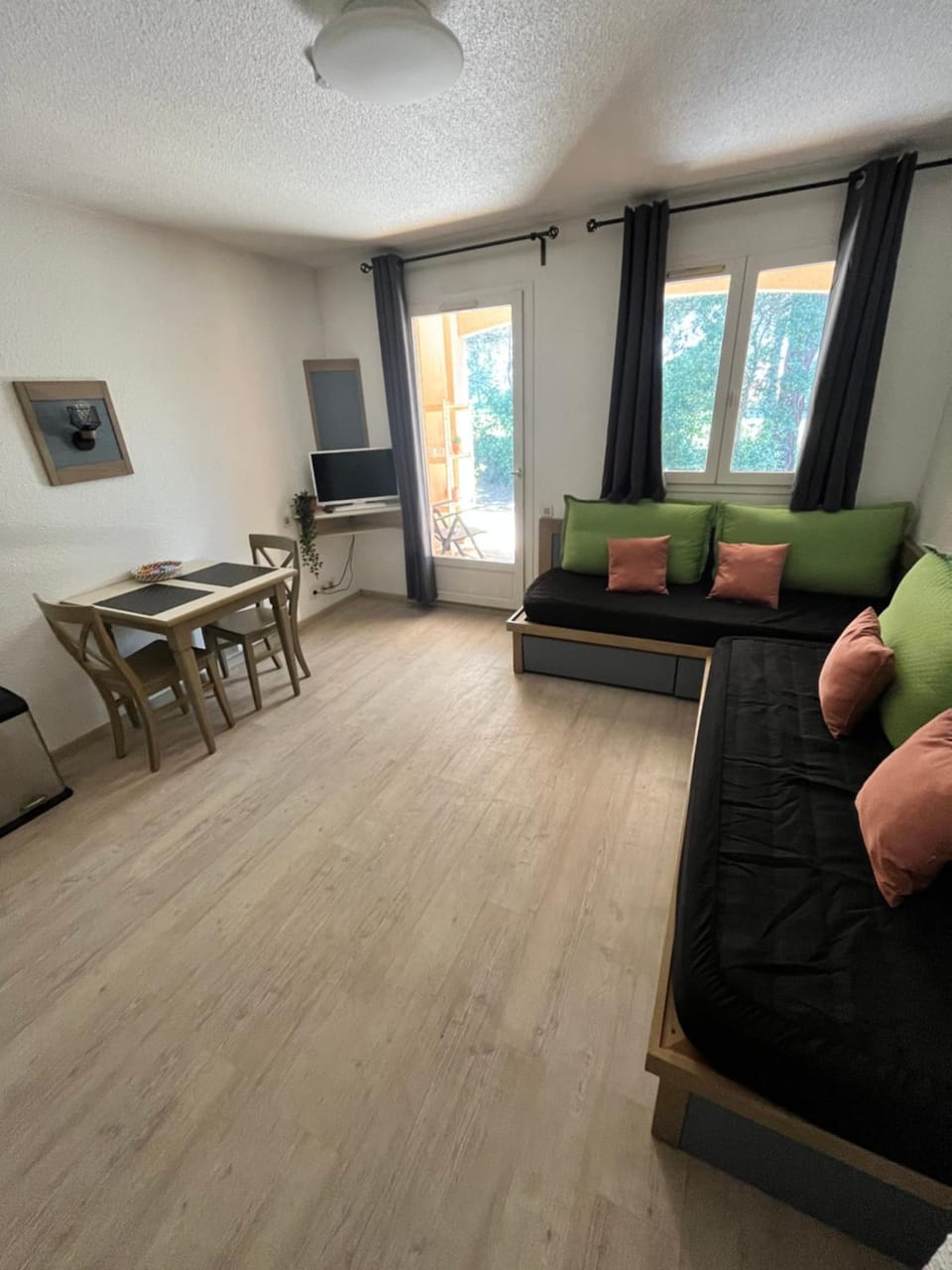 Studio dans un cadre reposant (golfs de Valescure) Apartment in Saint-Raphael