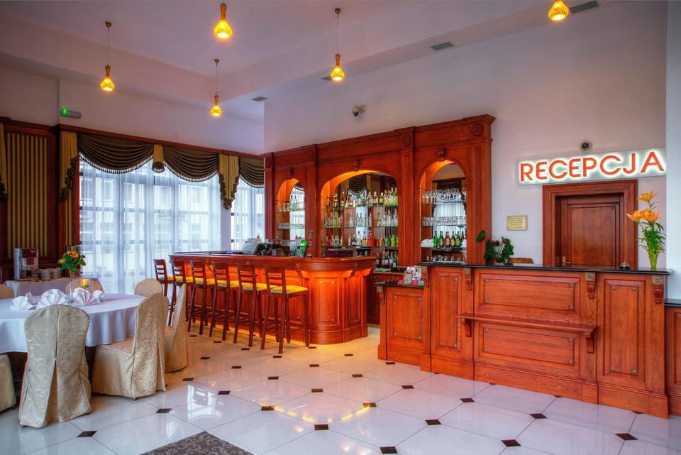 Lobby or reception, Lounge or bar