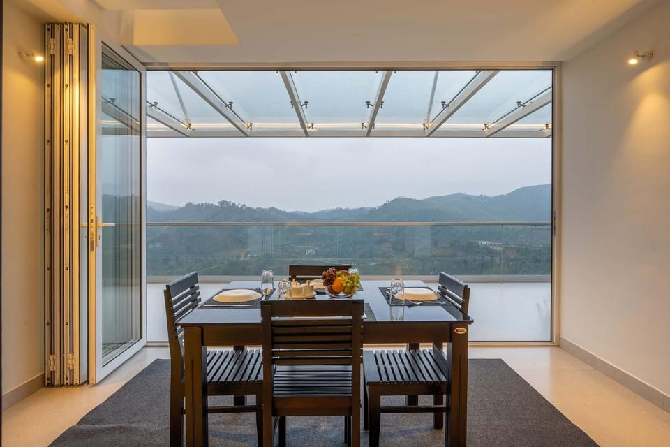 Balcony/Terrace, Dining area