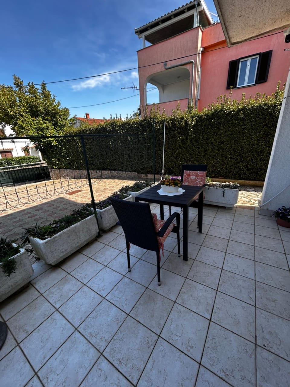 Patio, Day, View (from property/room), Balcony/Terrace, Seating area, Inner courtyard view