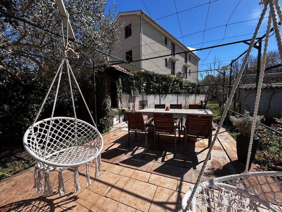 Day, BBQ facilities