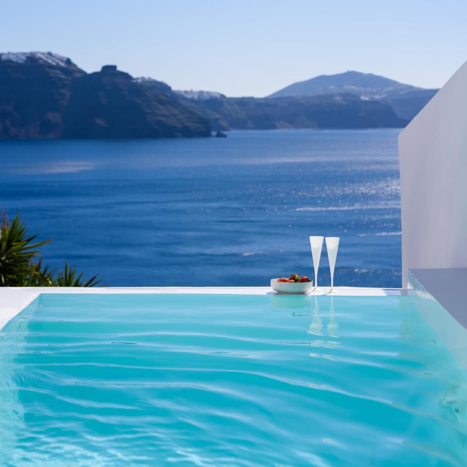Property building, Nearby landmark, Day, Natural landscape, Seating area, Pool view, Sea view, Sea view, Swimming pool, Seasons, Location