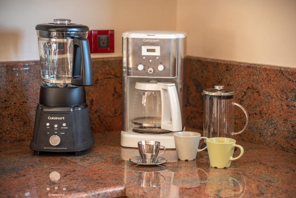 Coffee/tea facilities, Kitchen or kitchenette