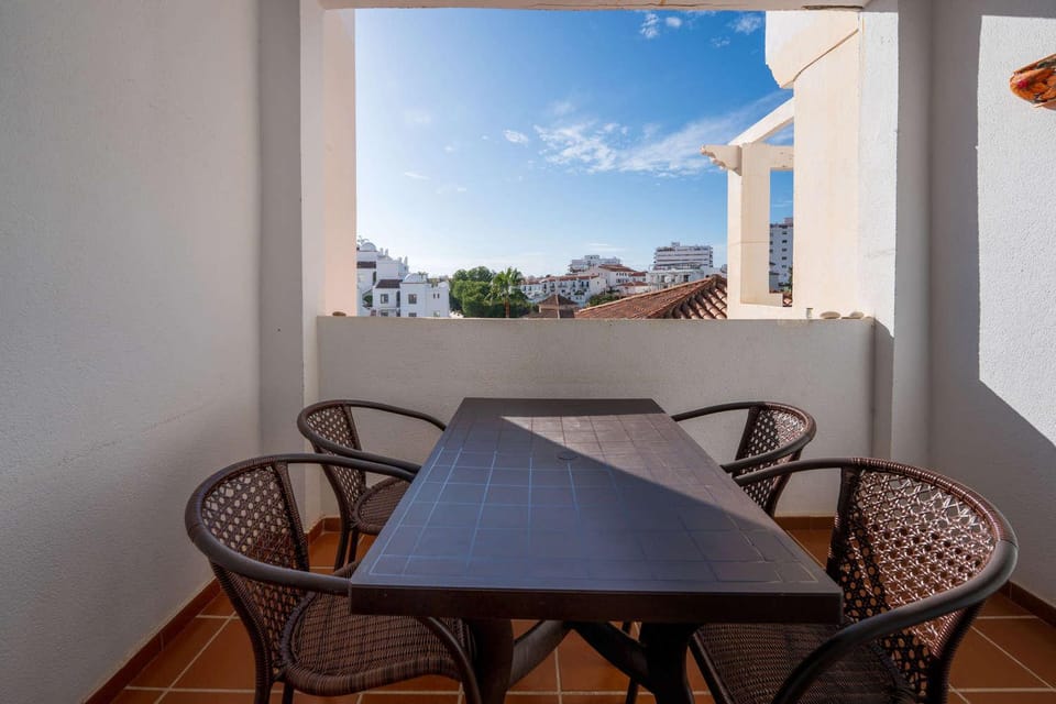 View (from property/room), Balcony/Terrace