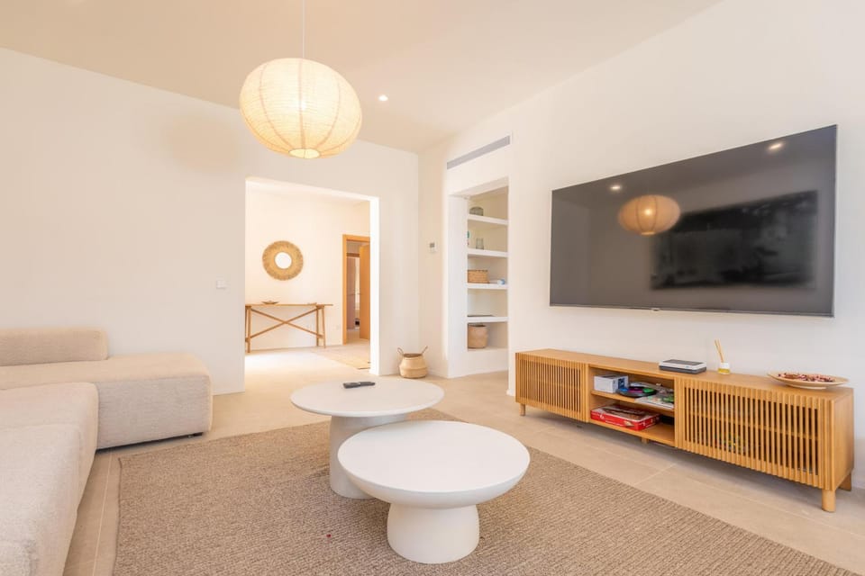 TV and multimedia, Living room