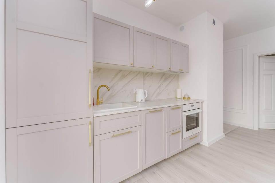 Fredry 2 Apartament Liliowy Apartment in West Pomeranian Voivodeship, Poland