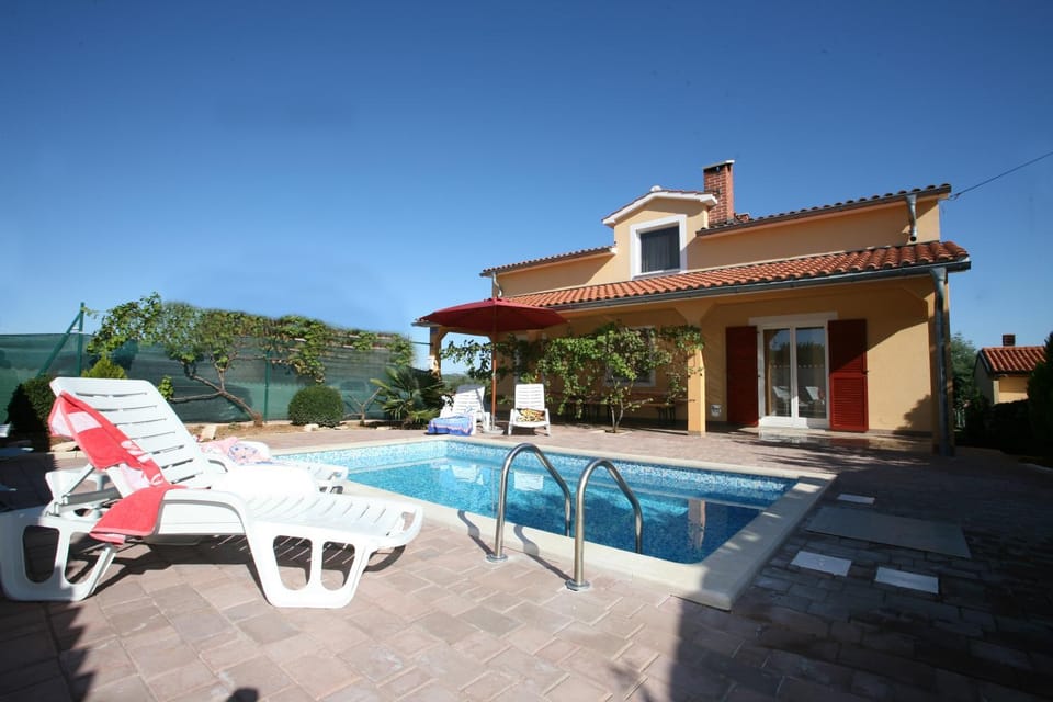 Pool view, Swimming pool
