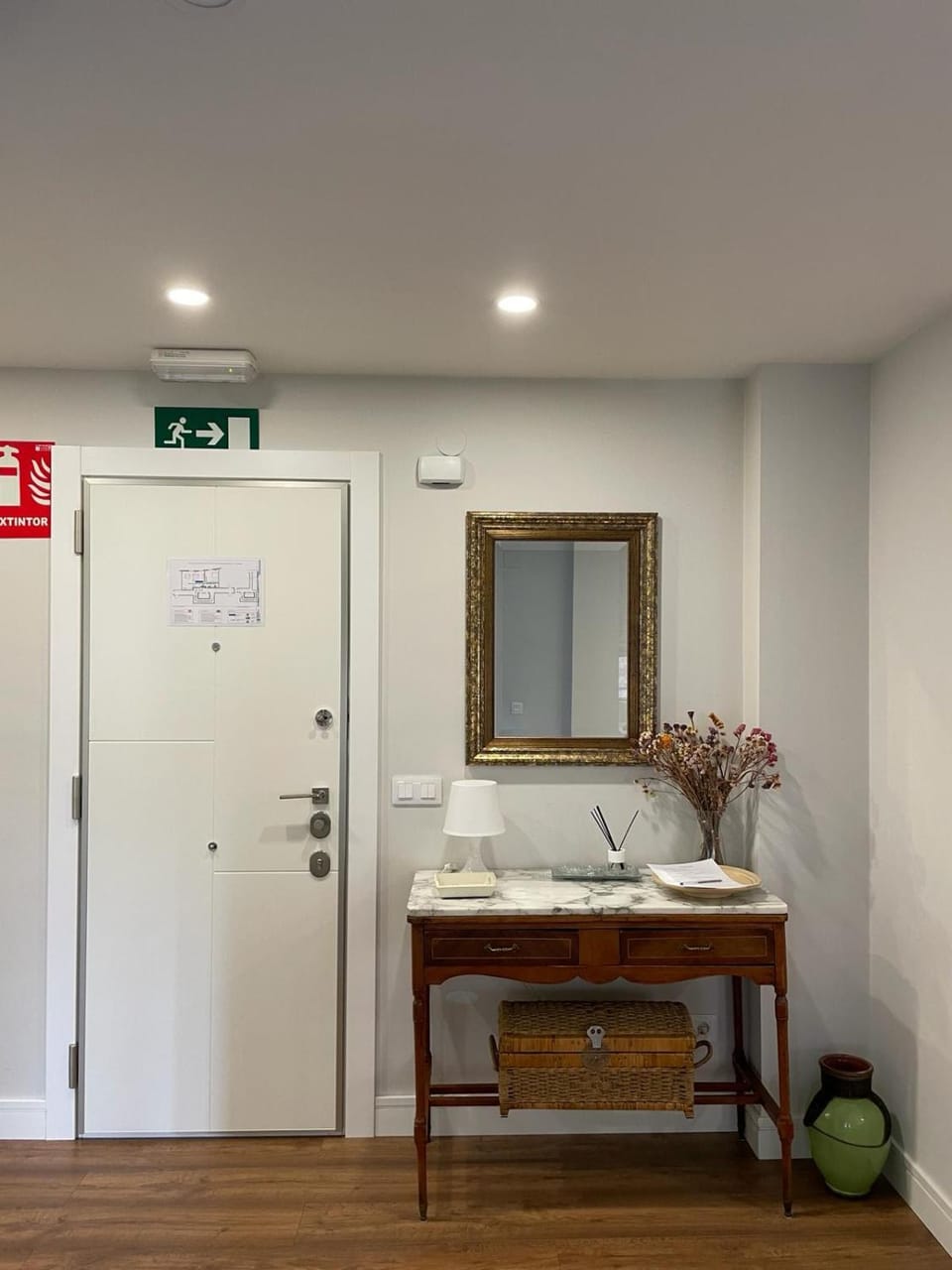 EL FAROLILLO DE LA CATEDRAL VIVIENDA DE USO TURISTICO VUT 9/251 Apartment in Burgos