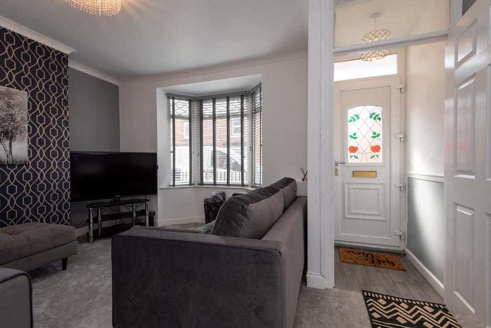 TV and multimedia, Living room, Seating area