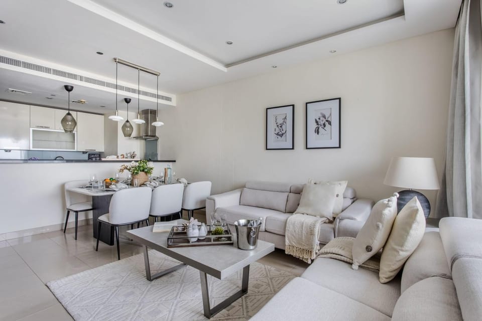 Frank Porter - Bonnington Apartment in Dubai