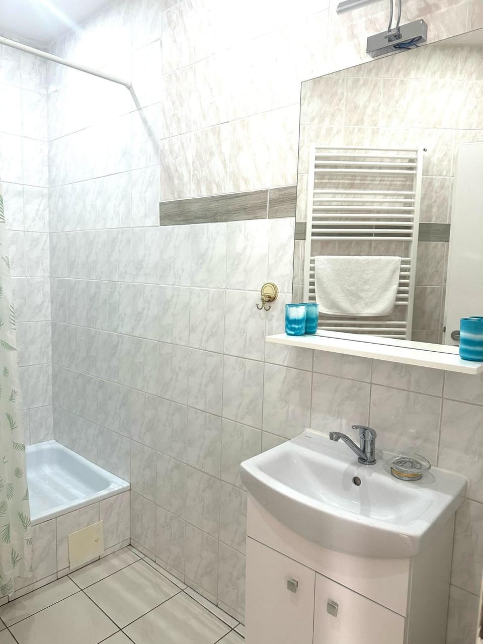 Shower, Bathroom