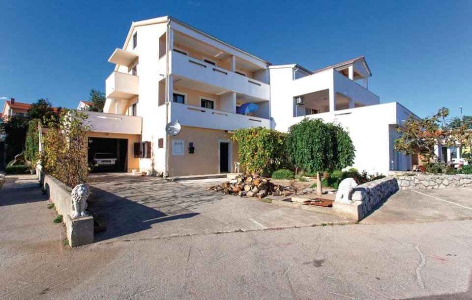 Apartmani Mile Apartment in Krk
