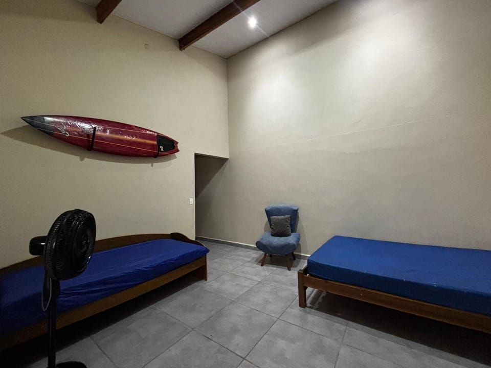 Casa Inteira com Churrasqueira - Caraguatatuba ao lado de São Sebastião House in Caraguatatuba