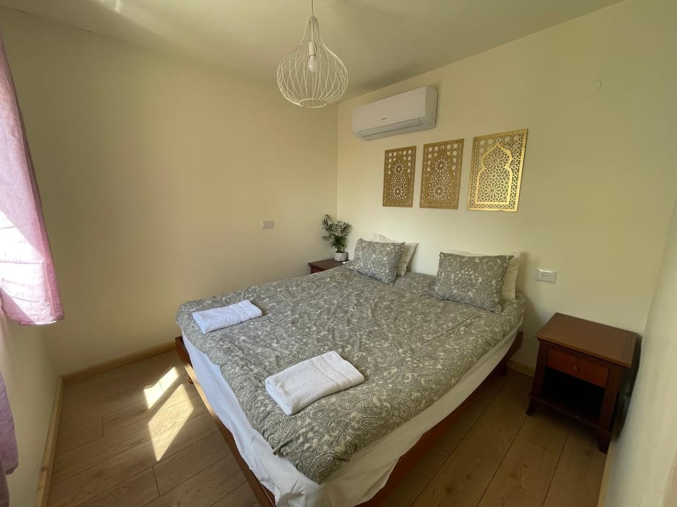 Connected Guest House Apartment in North District