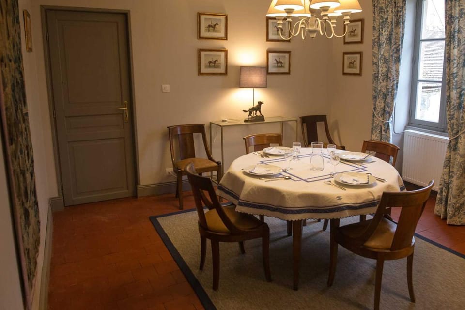 Le Petit Dauphin House in Auvergne-Rhône-Alpes