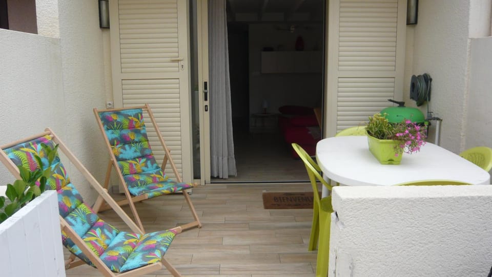 Maisonnette au bord de l'étang PORT LEUCATE House in Le Barcarès