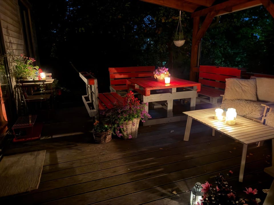 Night, Garden, Balcony/Terrace, Seating area, Garden view