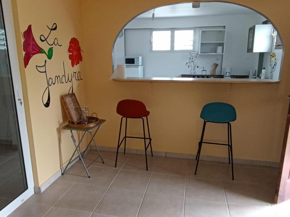 Dining area, Text overlay