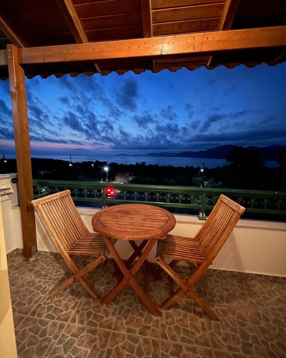 Niriides Rooms Hotel in Islands