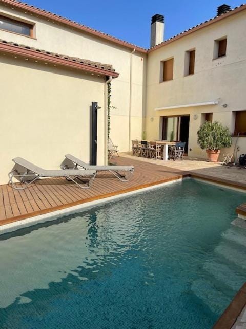CanTina a Charming & Artistic house with pool Villa in Baix Empordà
