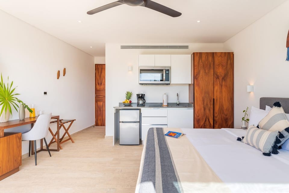 View (from property/room), Kitchen or kitchenette, kitchen