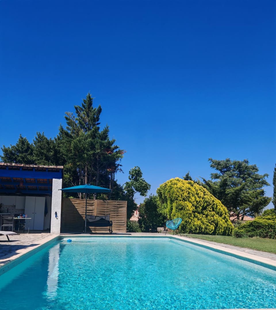 Mas La Belle Ambroise - Chambres d'hôtes et Gîte Bed and Breakfast in Auvergne-Rhône-Alpes