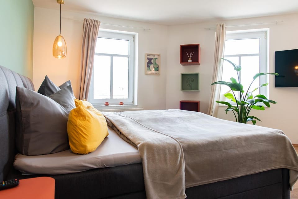 Bed, TV and multimedia