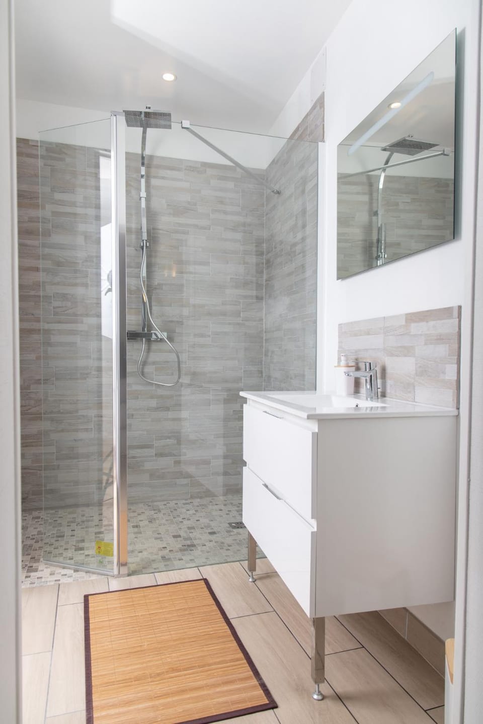 Shower, Bathroom
