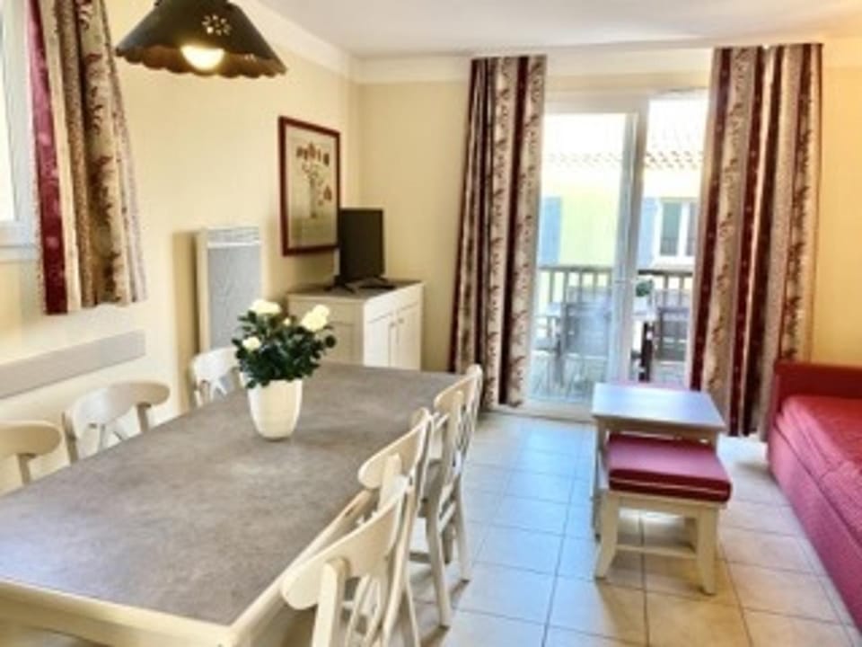 Maison de Vacances en Provence avec Piscine, Golf à Proximité, Fibre et Linge Haut de Gamme - FR-1-658-9 House in Mallemort